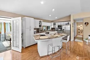 14303 102nd Ave NE, Kirkland, WA 98034 - Photo 9