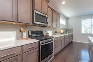 2210 115th Dr SE, Lake Stevens, WA 98258 - Photo 9