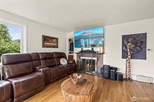 9628 5th Ave NE, Seattle, WA 98115 - Photo 7