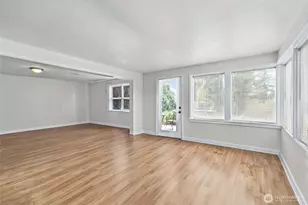 9628 5th Ave NE, Seattle, WA 98115 - Photo 17
