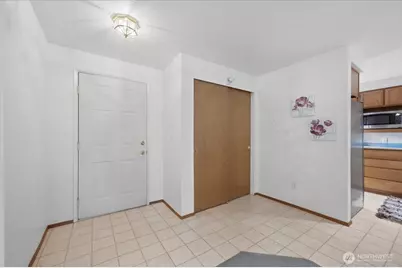 20617 28th Avenue W #D7, Lynnwood, WA 98036 - Photo 7