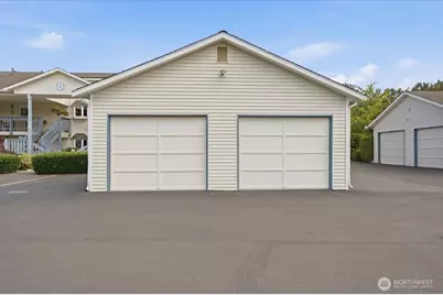 20617 28th Avenue W #D7, Lynnwood, WA 98036 - Photo 25