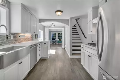 2504 72nd Street E, Tacoma, WA 98404 - Photo 9