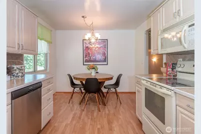 8821 221st Place SW, Edmonds, WA 98026 - Photo 11