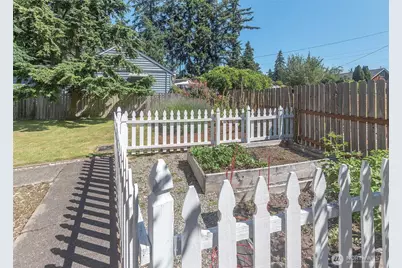 8821 221st Place SW, Edmonds, WA 98026 - Photo 27