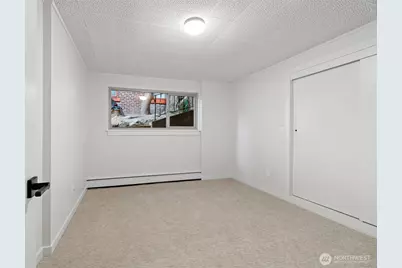 6553 Greenwood Avenue N, Seattle, WA 98103 - Photo 27