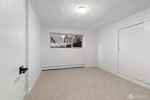 6553 Greenwood Ave N, Seattle, WA 98103 - Photo 27