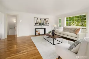 11429 Glendale Way S, Seattle, WA 98168 - Photo 9