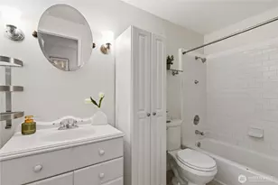 9398 Redmond-Woodinville Rd NE, Redmond, WA 98052 - Photo 15