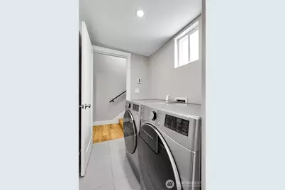 7901 16th Avenue SW, Seattle, WA 98106 - Photo 27