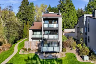 11230 NE 68th St, Kirkland, WA 98033 - Photo 3