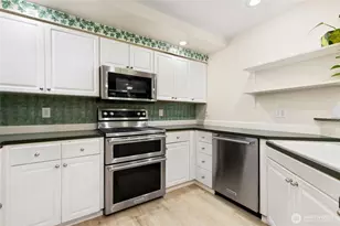 424 228th St SW, Bothell, WA 98021 - Photo 13