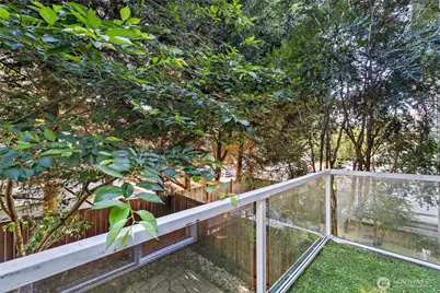 11710 Greenwood Avenue N #C, Seattle, WA 98133 - Photo 15