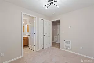 11710 Greenwood Ave N, Seattle, WA 98133 - Photo 27