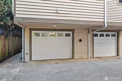 11710 Greenwood Avenue N #C, Seattle, WA 98133 - Photo 29