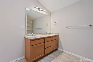 11710 Greenwood Ave N, Seattle, WA 98133 - Photo 19