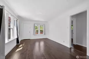 110 Lincoln Ave, Kent, WA 98032 - Photo 11