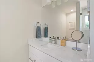 8043 19th Ave NE, Seattle, WA 98115 - Photo 15