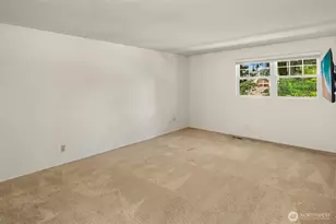 18855 SE 42nd St, Issaquah, WA 98027 - Photo 19