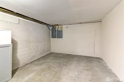 7043 17 Avenue NW, Seattle, WA 98117 - Photo 27