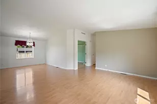 827 NE Woodard Ave, Castle Rock, WA 98611 - Photo 17