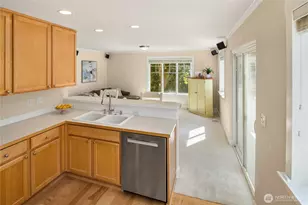 7209 Silent Creek Ave SE, Snoqualmie, WA 98065 - Photo 13