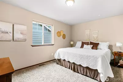 702 Kodiak Lane, Bellingham, WA 98226 - Photo 13