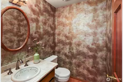 7670 80th Place SE, Mercer Island, WA 98040 - Photo 27
