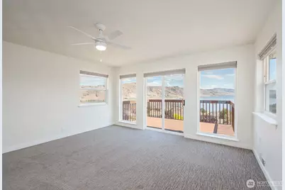 45935 Geostar Drive N, Grand Coulee, WA 99133 - Photo 13