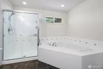 24312 E Main Drive, Sammamish, WA 98074 - Photo 21