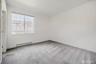 25025 SE Klahanie Blvd, Sammamish, WA 98029 - Photo 15