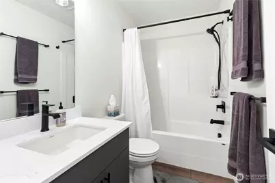 13710 Ash Way #B7, Everett, WA 98204 - Photo 33