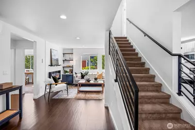 10215 Evanston Avenue N #2, Seattle, WA 98133 - Photo 5