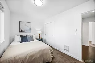 10215 Evanston Ave N, Seattle, WA 98133 - Photo 27