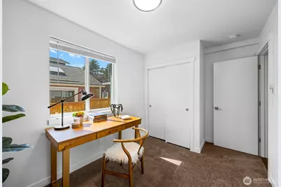 10215 Evanston Avenue N #2, Seattle, WA 98133 - Photo 29