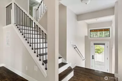 210 NW Calista Ct., Oak Harbor, WA 98277 - Photo 11