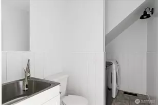 210 NW Calista Ct, Oak Harbor, WA 98277 - Photo 31