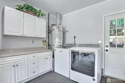 2438 Tyndell Circle SW, Tumwater, WA 98512 - Photo 23