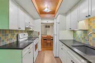 4629 W Lake Sammamish Pkwy SE, Issaquah, WA 98027 - Photo 15