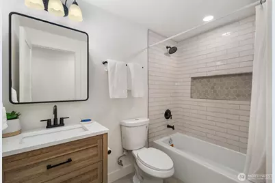 10459 NE 142nd Street, Kirkland, WA 98034 - Photo 21