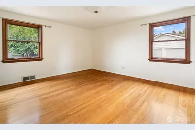 1205 NW Woodbine Way, Seattle, WA 98177 - Photo 11