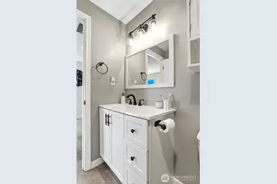 22628 87th Avenue W, Edmonds, WA 98026 - Photo 17