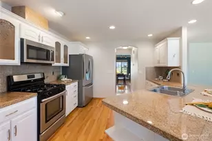 5939 Artist Dr, Ferndale, WA 98248 - Photo 9