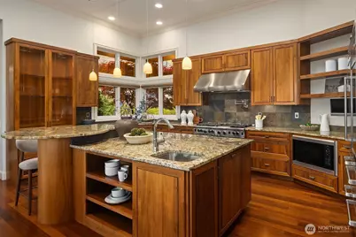 3052 NE Harrison Street, Issaquah, WA 98029 - Photo 13