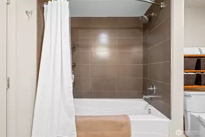 1515 Dock Street #402, Tacoma, WA 98402 - Photo 15