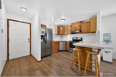 401 E 69th Street, Tacoma, WA 98404 - Photo 5