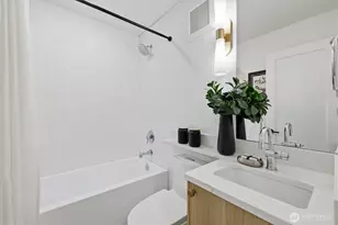 2010 Fairview Ave E, Seattle, WA 98102 - Photo 27