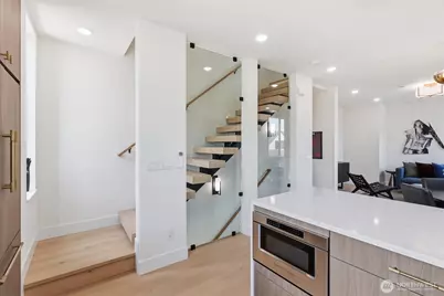 2019 Minor Avenue E, Seattle, WA 98102 - Photo 17