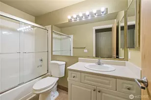 23301 Cedar Way, Mountlake Terrace, WA 98043 - Photo 15