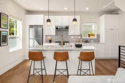 1802 38th Avenue, Seattle, WA 98122 - Photo 11